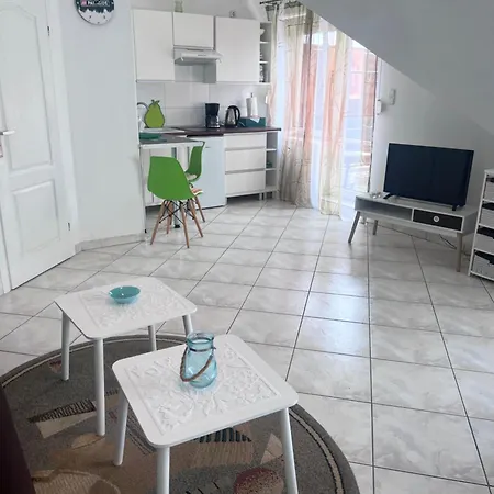 Plac Neptuna Apartment